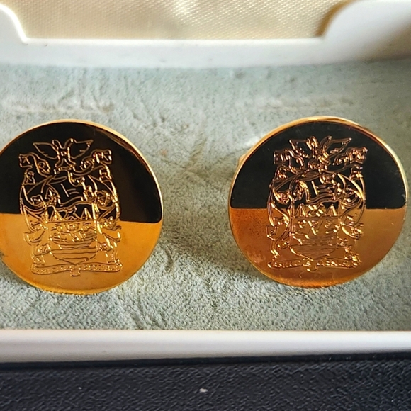 Vintage Anson Gold-Tone Cufflinks - Picture 5 of 13